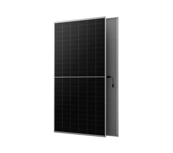 Aiko Solar Neostar all-black ABC solar panel installed by Ausgreen Solar Solutions